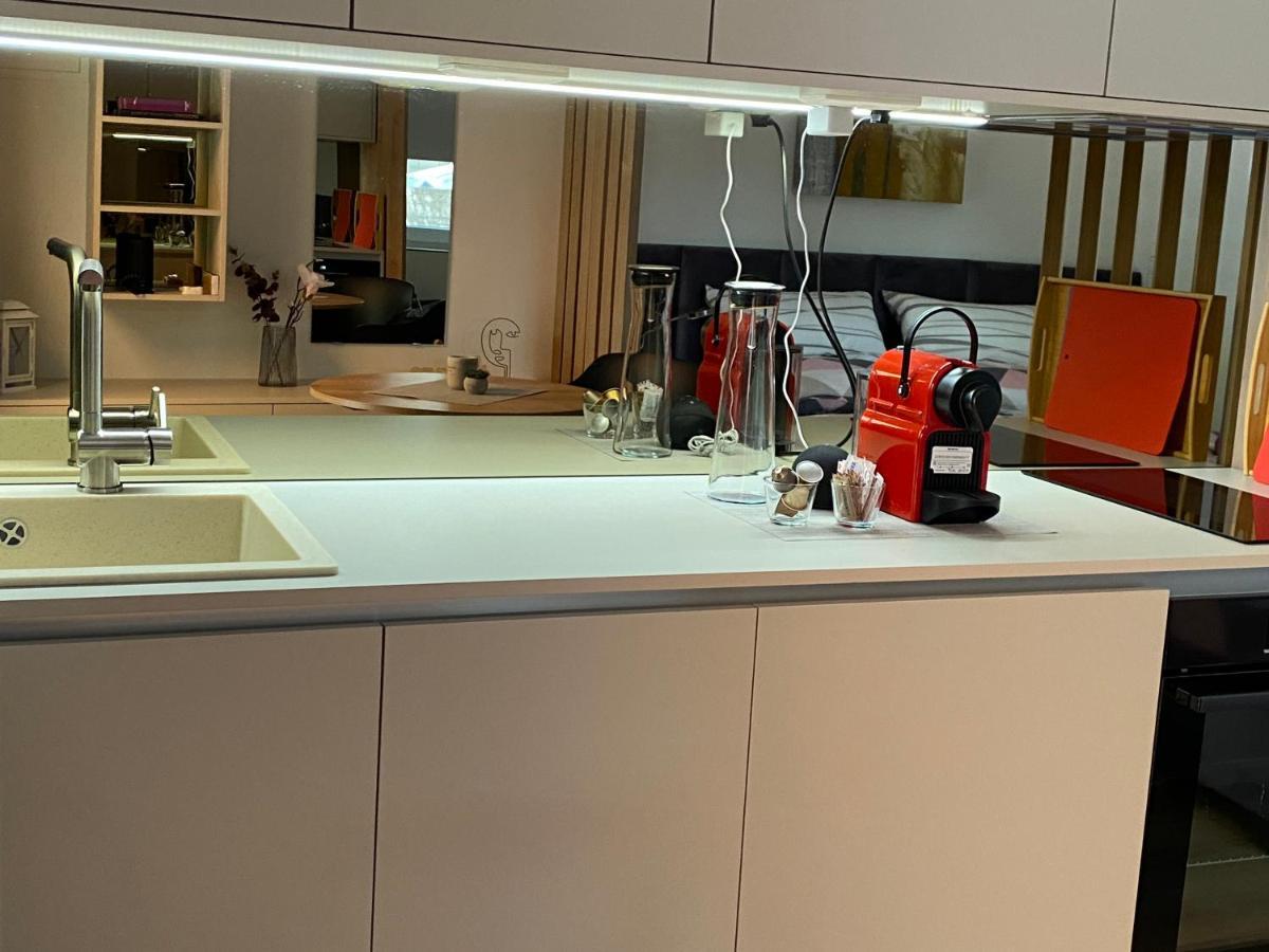 Artatore24 - Modern And Stylish Apartments مالي لوشينغْ المظهر الخارجي الصورة