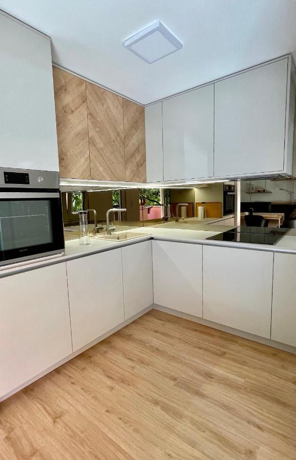Artatore24 - Modern And Stylish Apartments مالي لوشينغْ المظهر الخارجي الصورة